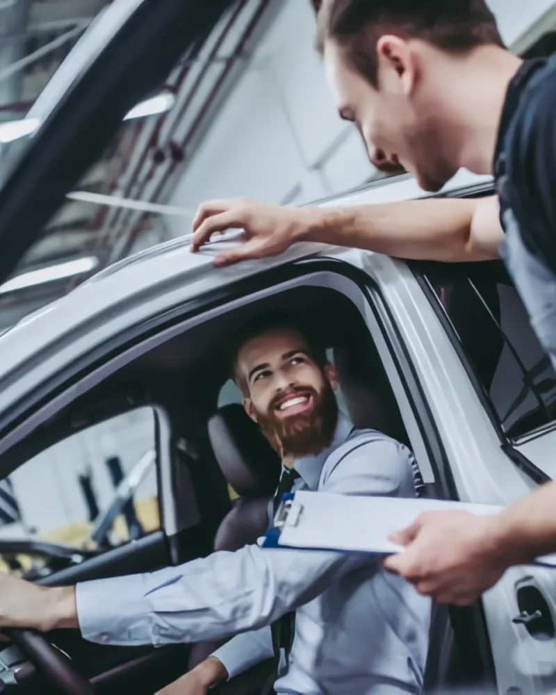 mecánica-de-servicio-de-auto-guapo_waifu2x_art_noise1_scale